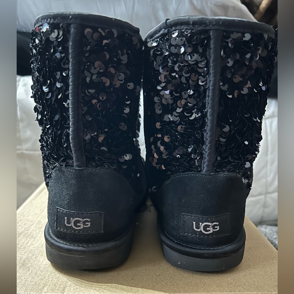 UGG Kids Classic short chunky sequin boots - Picture 8 of 13